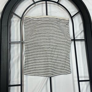 Black and White Ribbed Crop Top Pencil Style